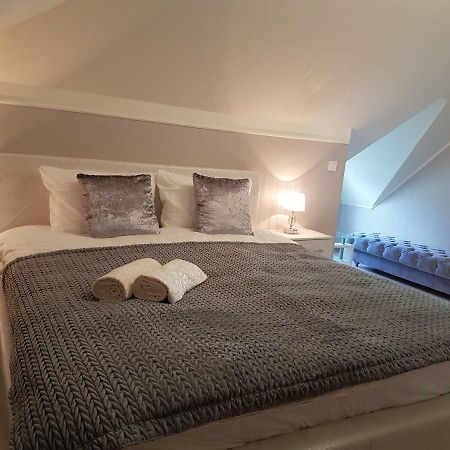 Dreilini Residence Luaran gambar